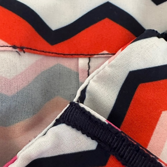 GOLFTINI Women’s Sz 4 “Screwball” Golf Skort Side Zip Chevron Print - Picture 5 of 5